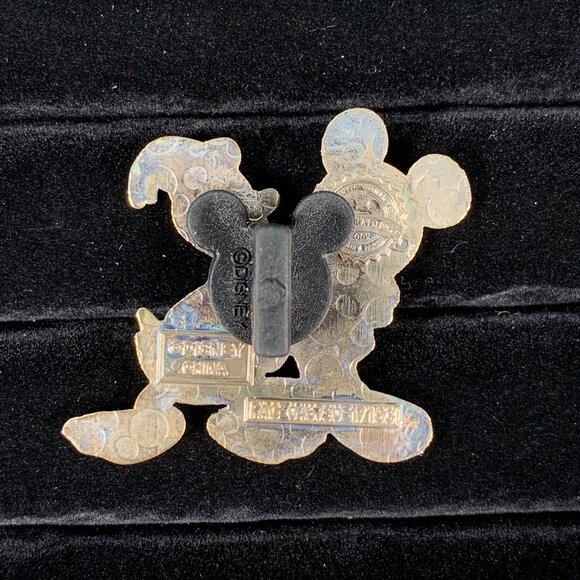 Mickey Mouse and Donald Duck Friends are Forever metal and enamel Disney collect - Picture 2 of 4